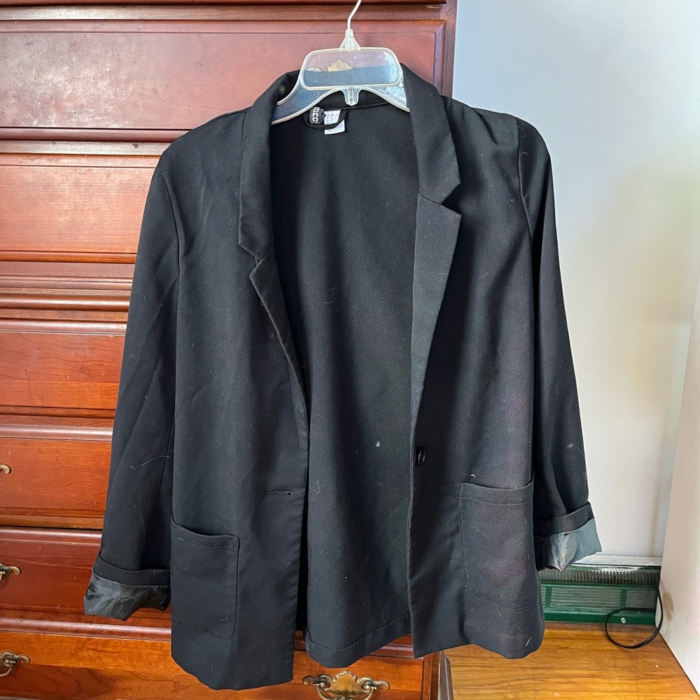 H&M divided blazer